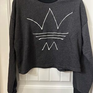 adidas Black Cropped Crewneck Sweatshirt Collar Detail